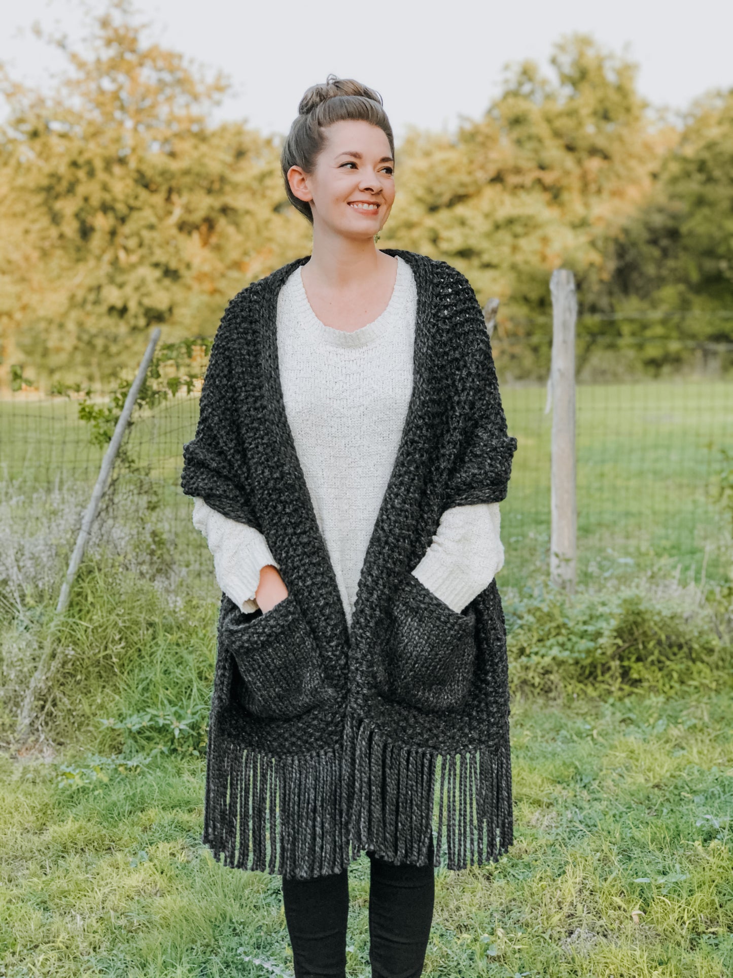KNITTING PATTERN: Hope Shawl // Pocket Shawl // Pocket Scarf // Beginner Knitter // Chunky Knit // Knit Pocket Shawl Pattern