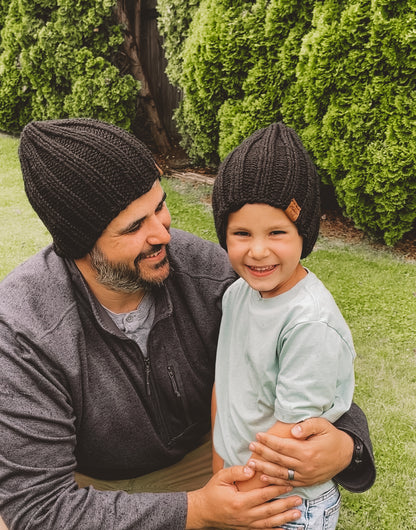 Stretchy Taylor Beanie // Black - Pick your pom