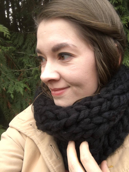 Moxie Scarf // Black - Mega chunky knit infinity scarf