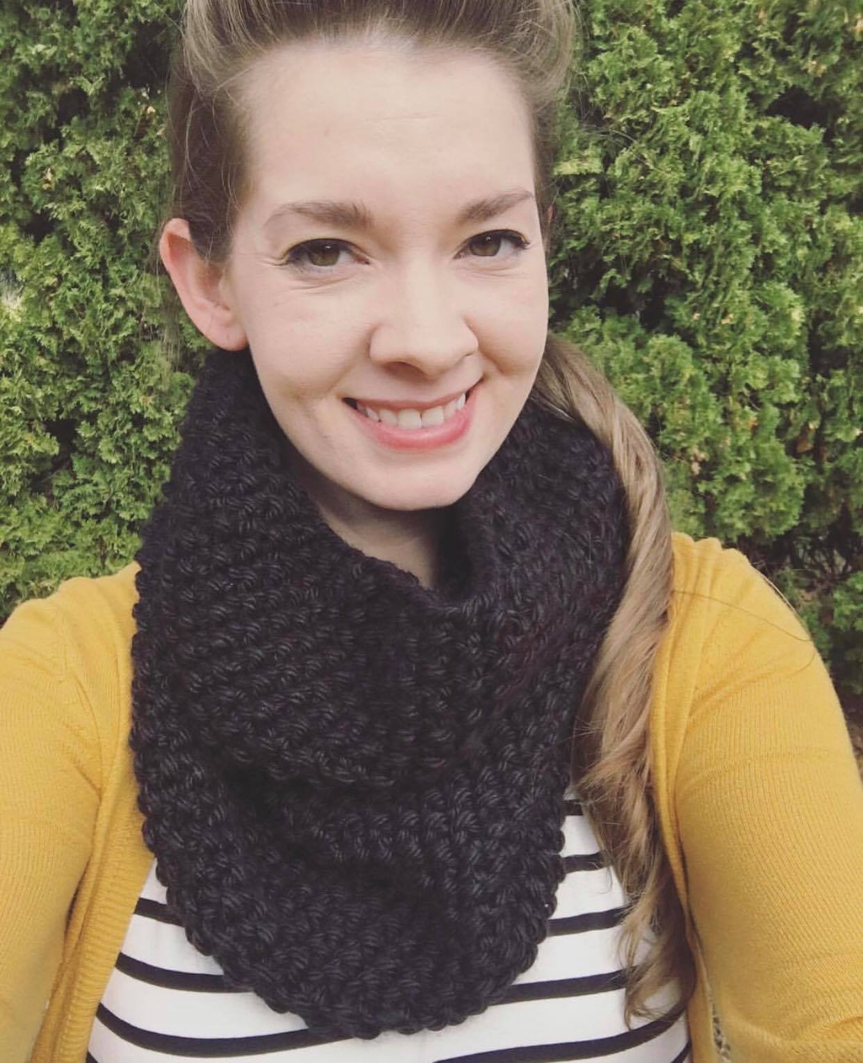 KNITTING PATTERN: Kate Cowl // Infinity Scarf // Seed Stitch // Beginner Pattern // Scarf Knitting Pattern // Infinity Scarf Pattern