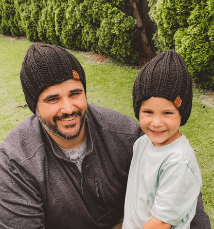 Stretchy Taylor Beanie // Black - Pick your pom