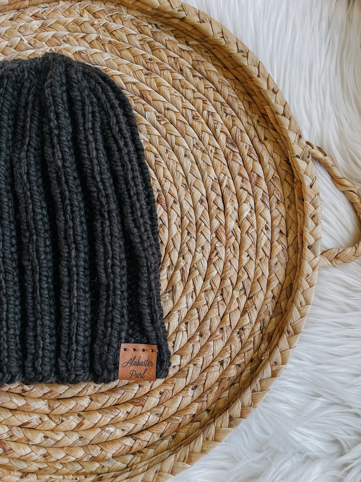 Stretchy Taylor Beanie // Black - Pick your pom