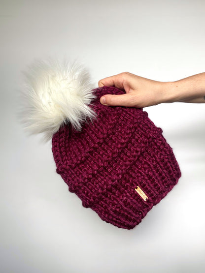 Slone Beanie // Maroon