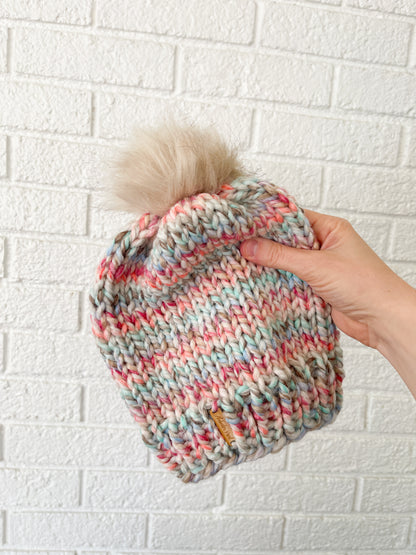 Basic Beanie // Carousel - Pick your pom