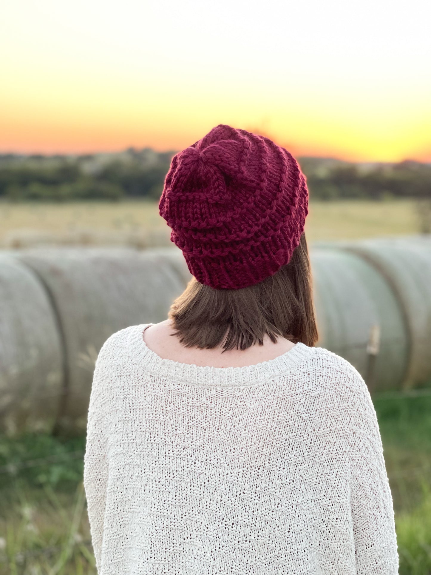 Slone Beanie // Maroon - Pick your pom