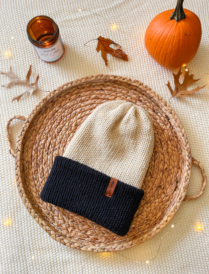 Charlie Beanie // REVERSIBLE - Three colors in one: Camel, Black, Beige