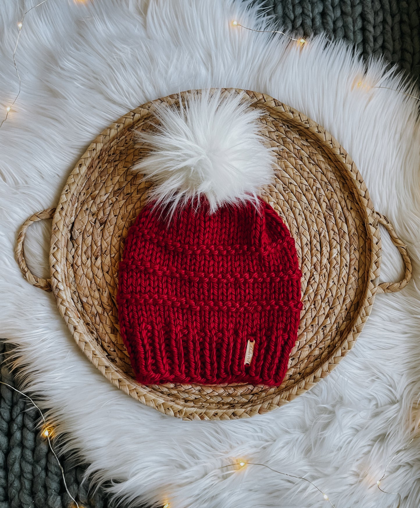 Slone Beanie // Red - Pick your pom