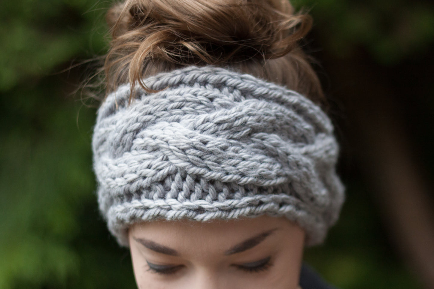 KNITTING PATTERN: Braided Cable Headband // Chunky Knit // // Earwarmer Knitting Pattern // Beginner Knitter // Quick Knit Pattern // DIY