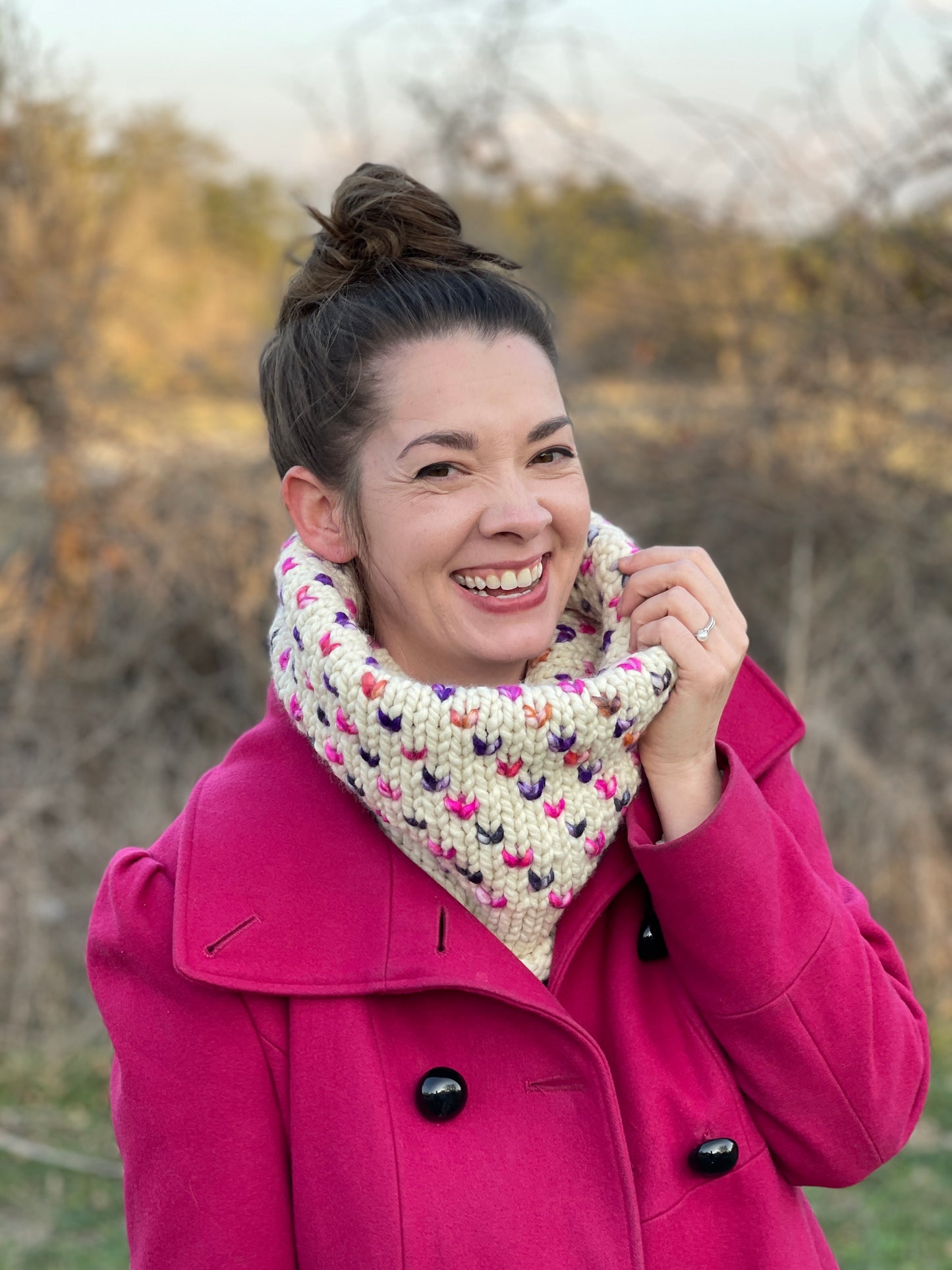 Wild Hearts Cowl // Cream and Fushcia