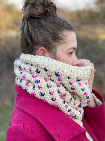 KNITTING PATTERN: Wild Hearts Cowl // Fair Isle Knitting // Valentine's Day Gift // Beginner Knitter // Knit Infinity Scarf Pattern // Quick Knit Pattern