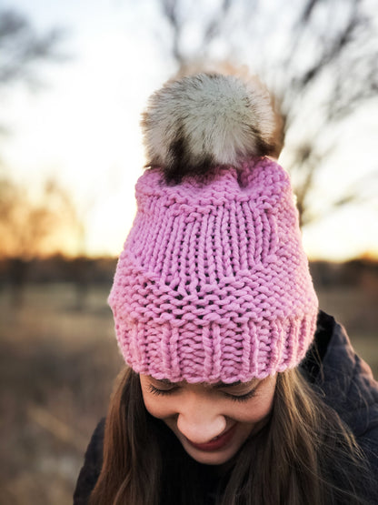 KNITTING PATTERN: Sweet & Simple Beanie // Valentine's Day // Beginner Knitter // Reversible Pattern // Heart Hat // Heart Beanie