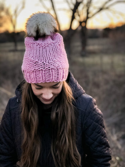 KNITTING PATTERN: Sweet & Simple Beanie // Valentine's Day // Beginner Knitter // Reversible Pattern // Heart Hat // Heart Beanie