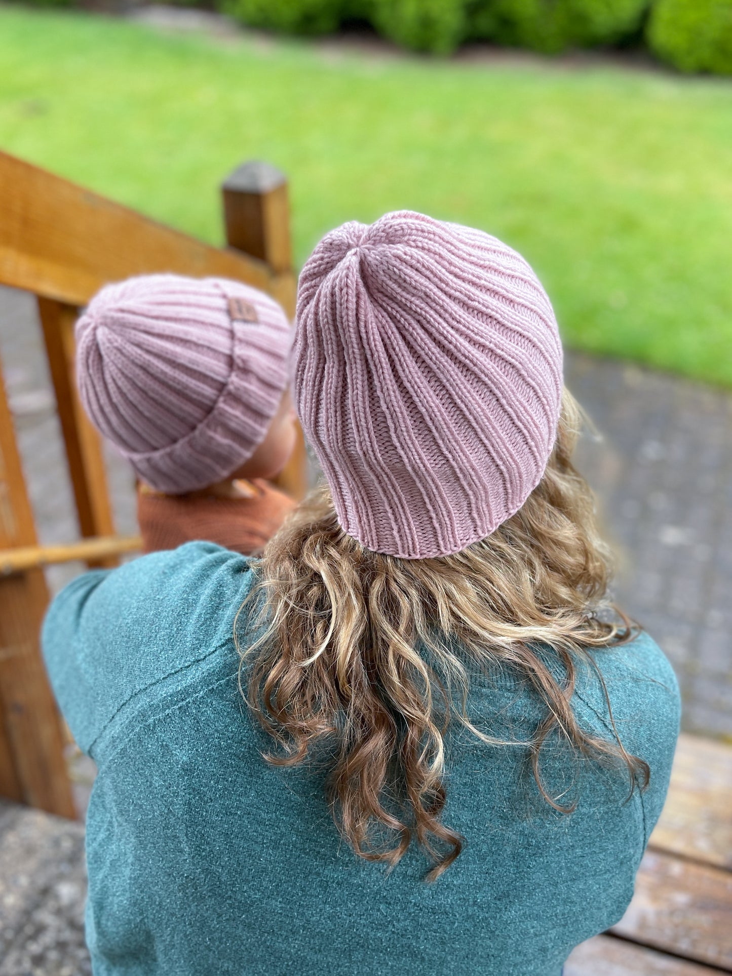 KNITTING PATTERN: Taylor Beanie // Stretchy Hat Knitting Pattern // One Size Fits All Hat //Baby Hat